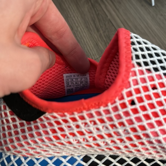 Adidas Deerupt ‘Red Blue’ - Picture 2 of 6